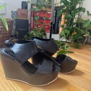 Black Wedge Heels